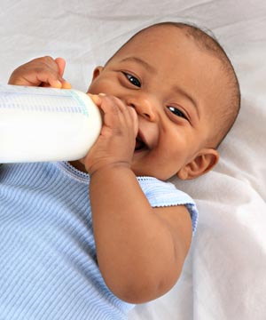 shutterstock_19101262_baby_drinking_300px